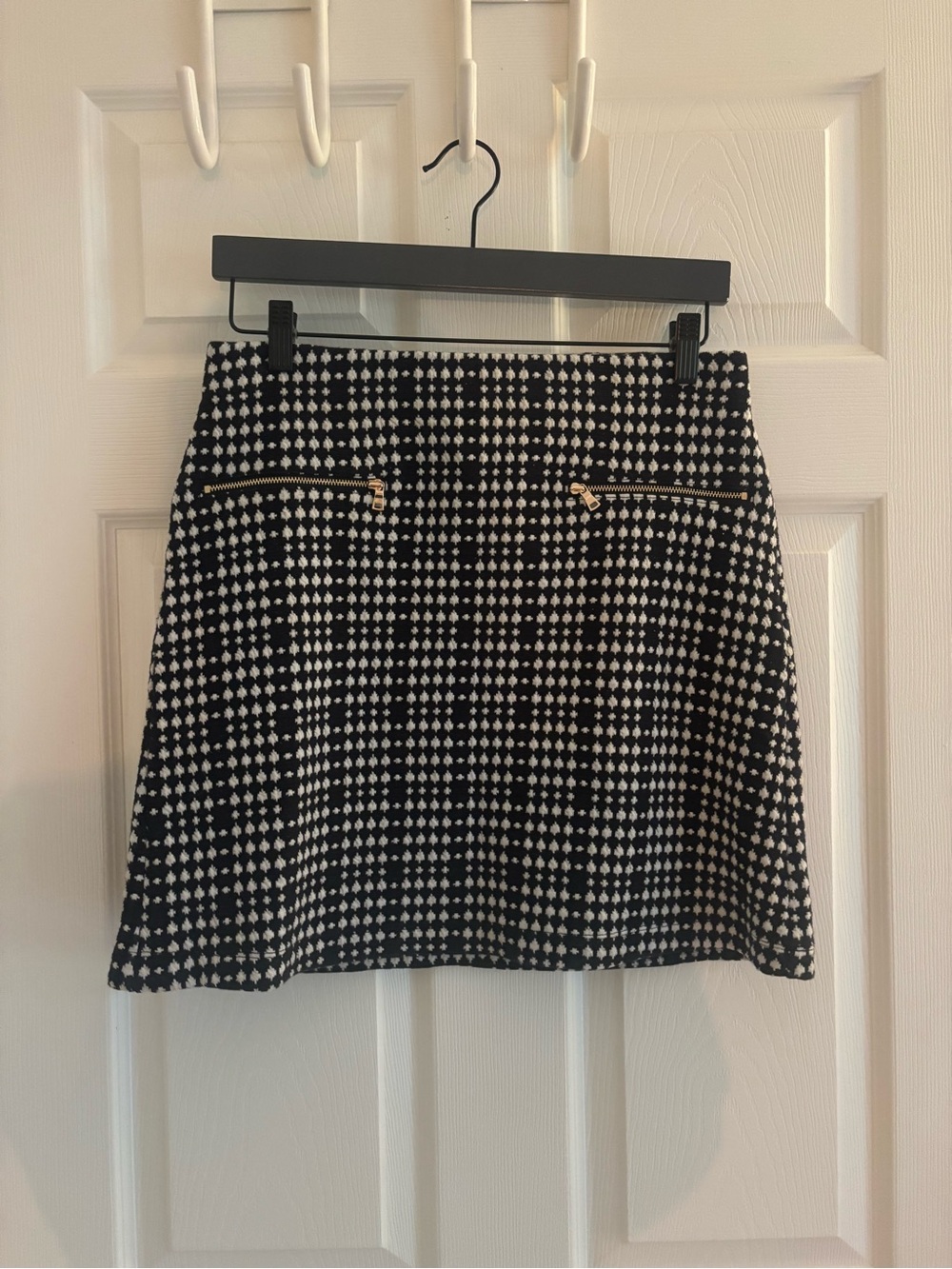 LOFT Black and White Skirt